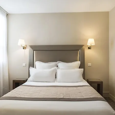 Acacias Etoile Hotel 3*
