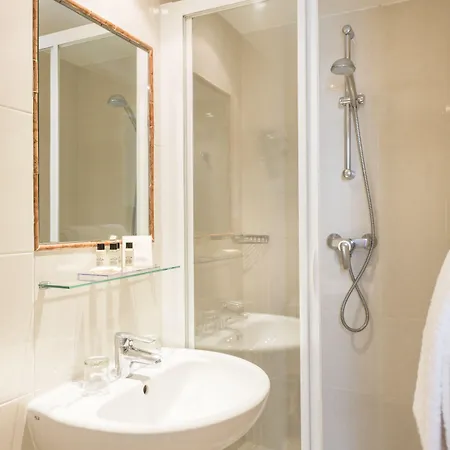 Hotel Acacias Etoile