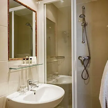 Acacias Etoile Hotel París