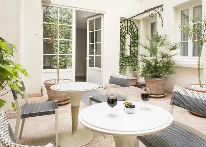 Hotel Acacias Etoile