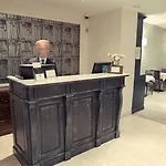 Acacias Etoile Szálloda 3*