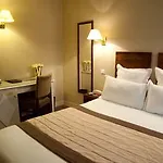 Acacias Etoile Szálloda 3*