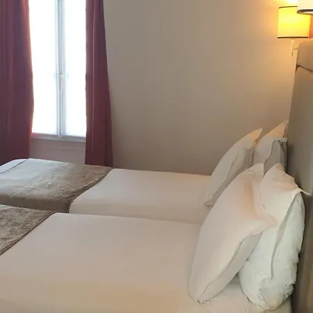 Acacias Etoile Hotel 3*
